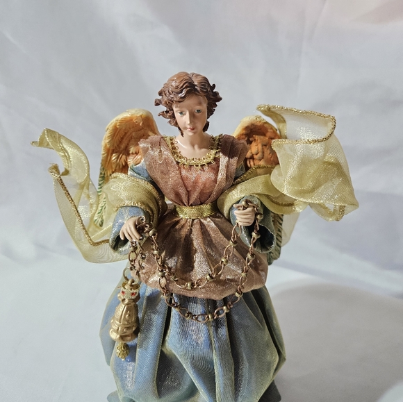 Kirkland Signature Decorative Angel - Picture 4 of 5